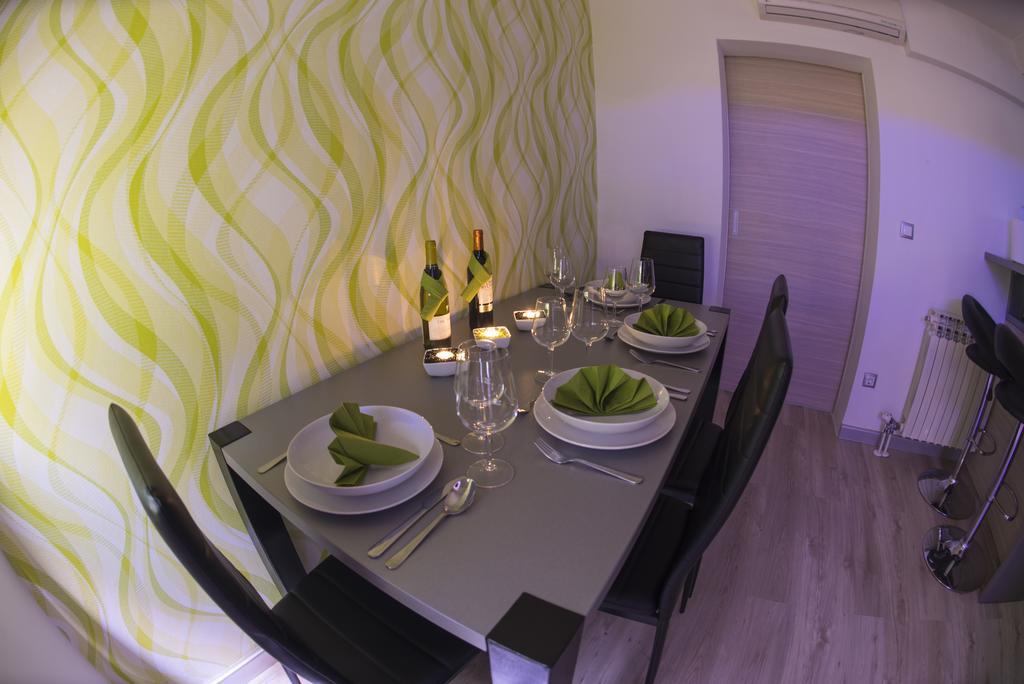 Active Apartment Pula Luaran gambar