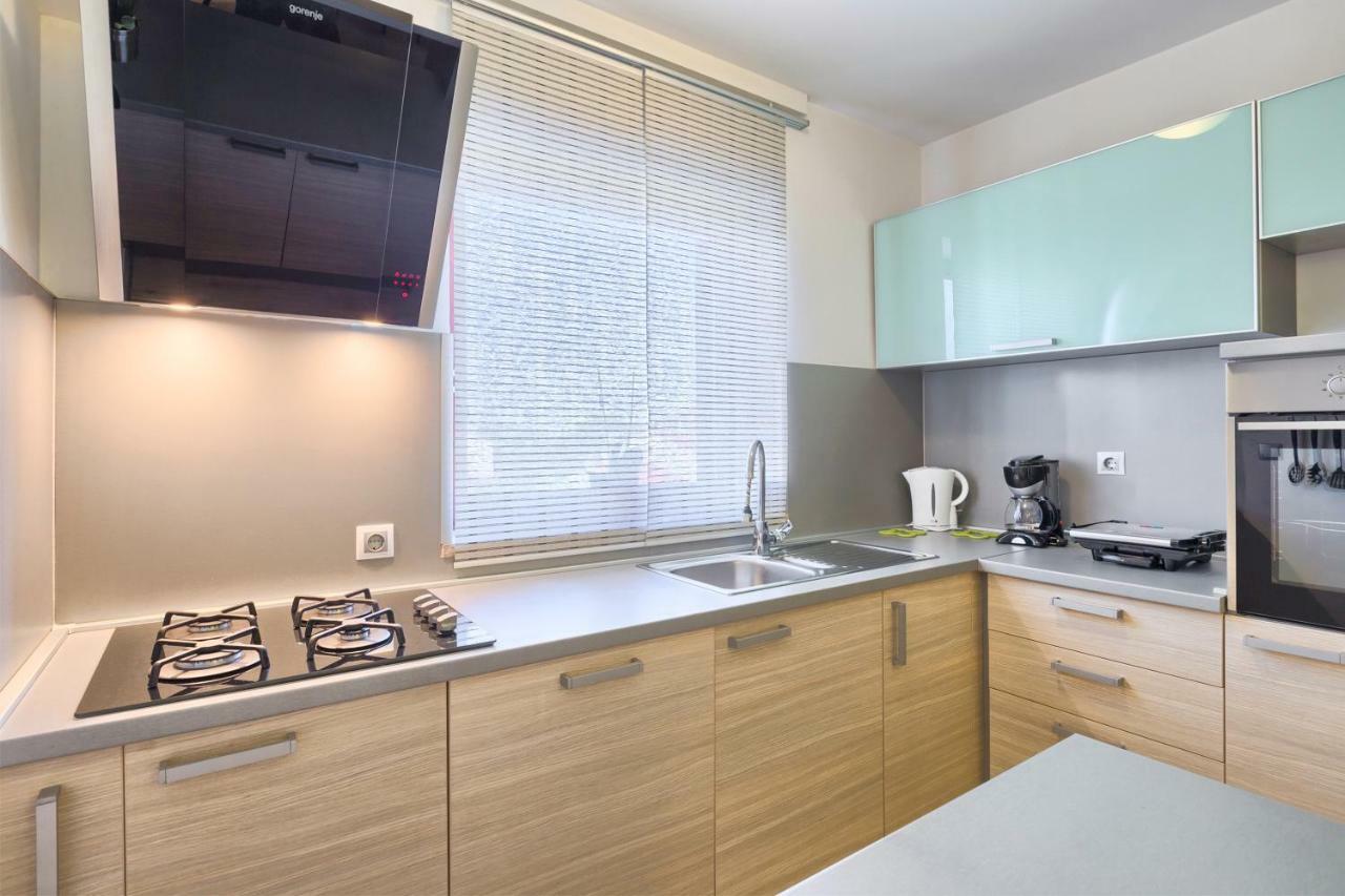Active Apartment Pula Luaran gambar